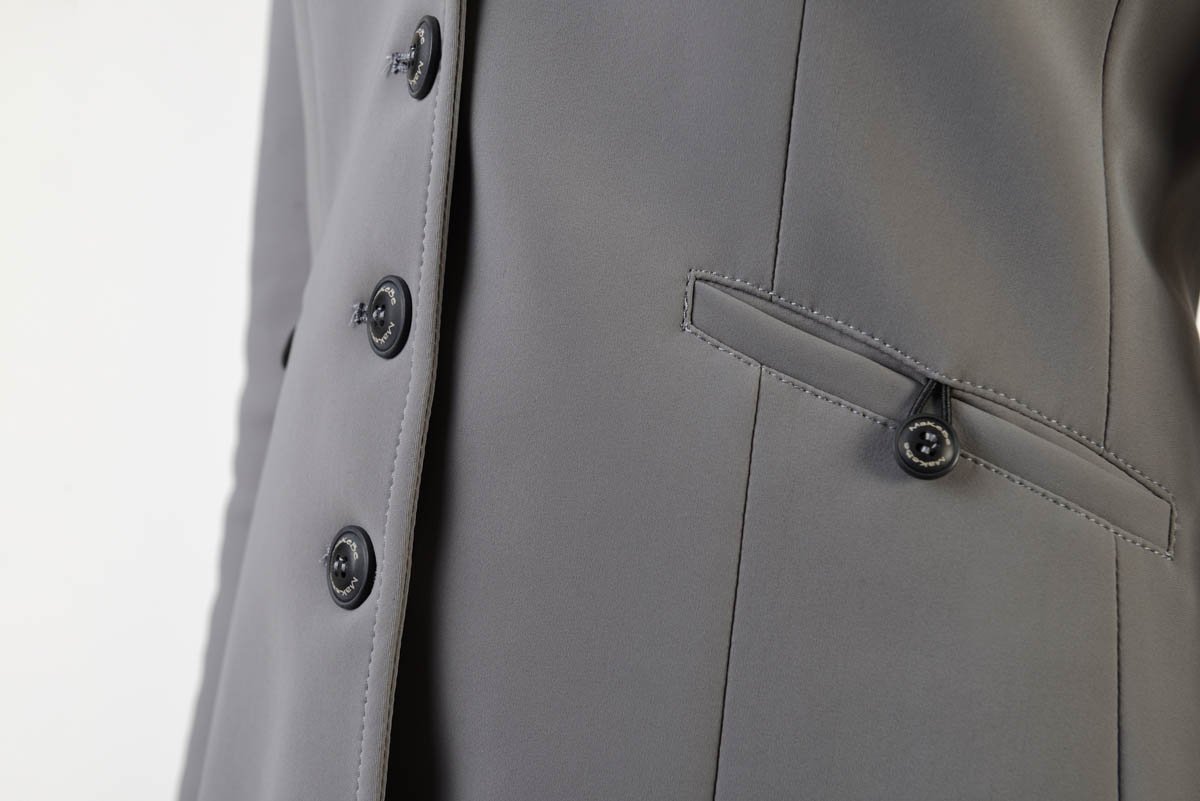 Lady horse riding jacket | model CINDY | tech fabric | technical materials | technical fabric | riding | equestrian | Makebe | Made in Italy | clothing | jacket | riding jacket | free movememt system | comfort | comfort of movements | elastic materials | riding elastic jacket | elegance | grey |