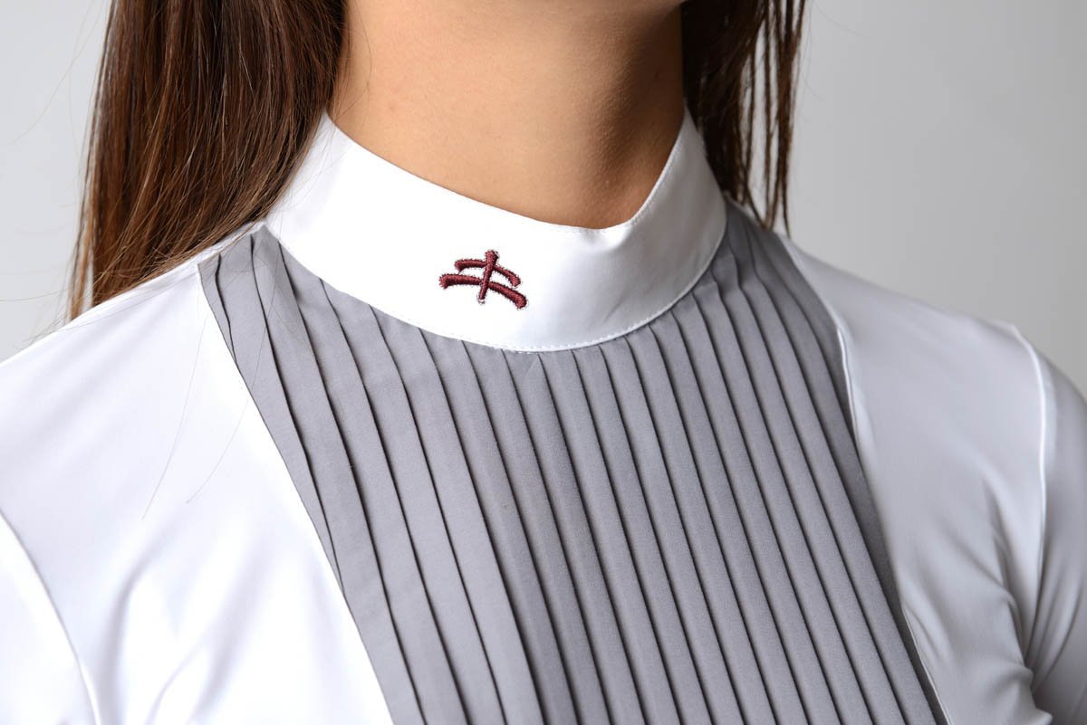 Ladies polo shirt | lady polo shirt | cotton | polo shirt | shirt | model VERONICA | riding polo | lady polo | lady riding shirt | riding shirt | ladies riding shirt | comfort of movement | Makebe | clothing | equestrian | riding | technical material | made in Italy | elegance | white | grey |